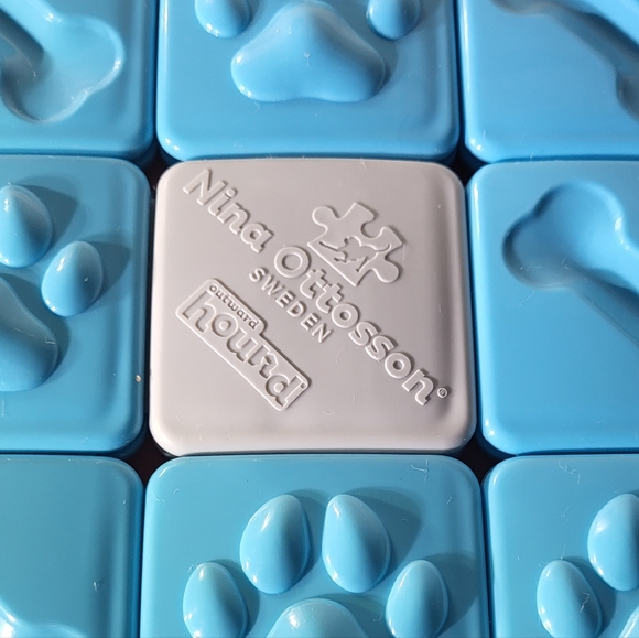 Nina Ottosen Challenge Slider Interactive Treat Puzzle Dog Toy by Outward Hound - Picture 4 of 12